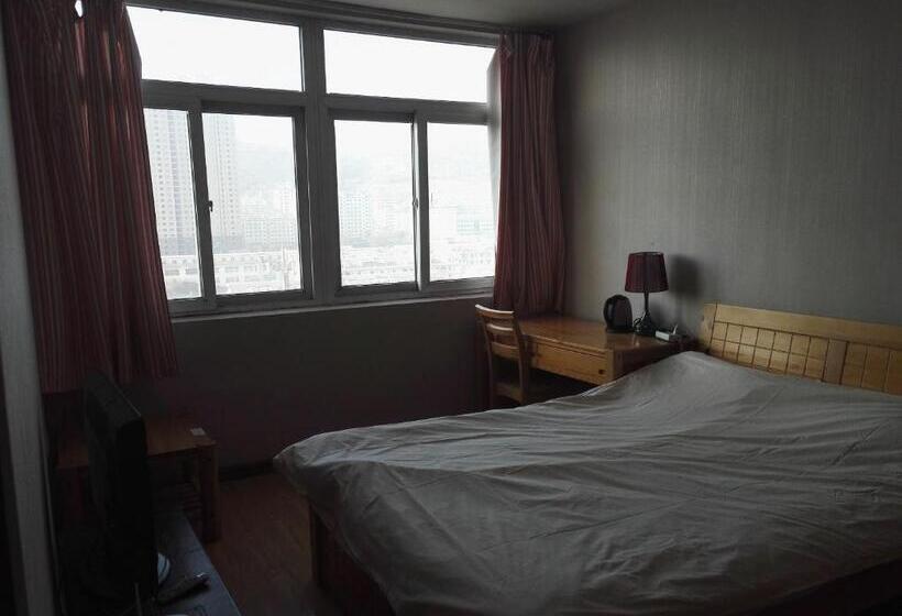 Camera Deluxe, Lete Hostel