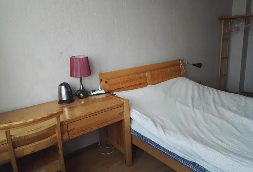 デラックスルーム, Lete Hostel