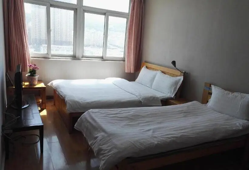 デラックスファミリールーム, Lete Hostel