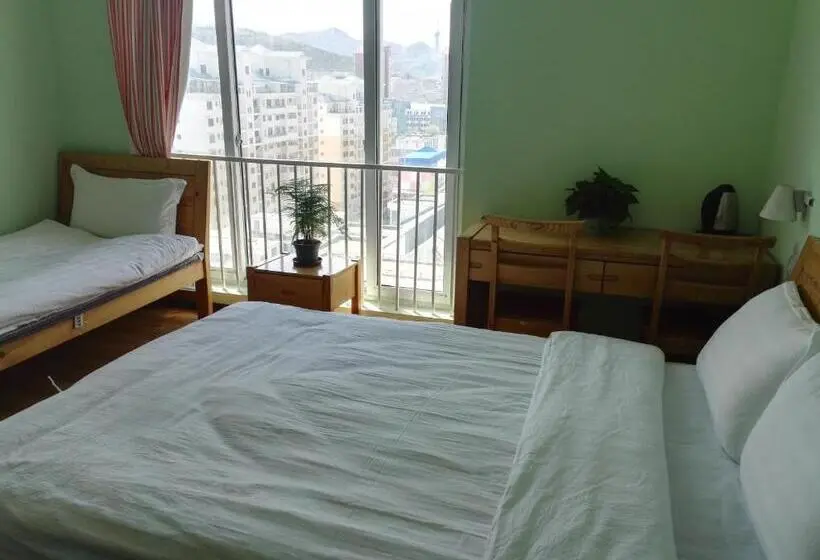 デラックスファミリールーム, Lete Hostel