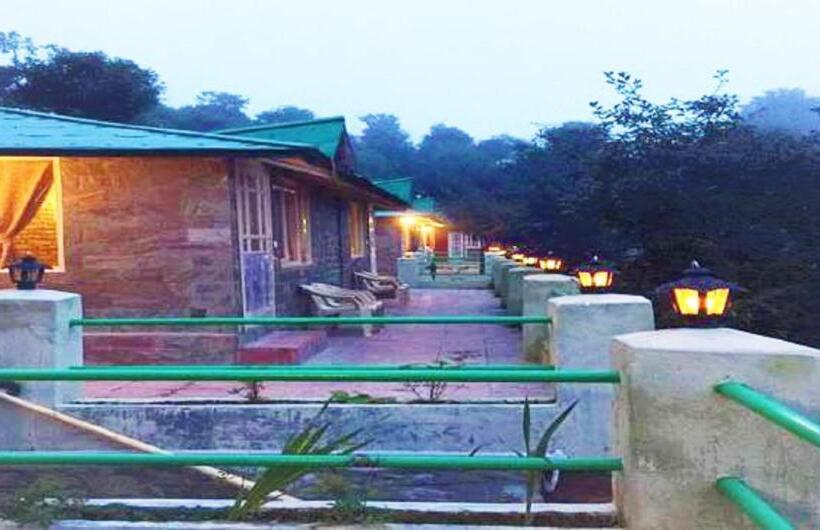 Standardrum Bergsutsikt, Trinetra Orchards