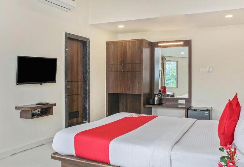Номер Deluxe, Strand Resort