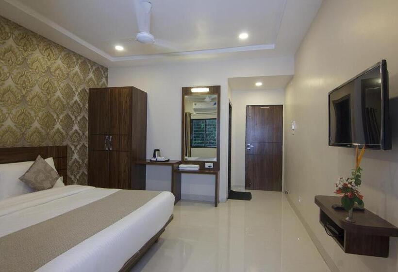 Номер Deluxe, Strand Resort