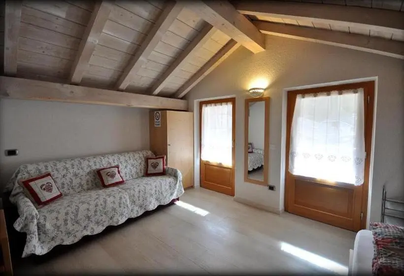 Perhehuone, Camere Nordest Sudest  Conca Agordina