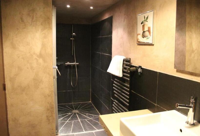 Четырехместный Номер Стандарт, Côté Chambres