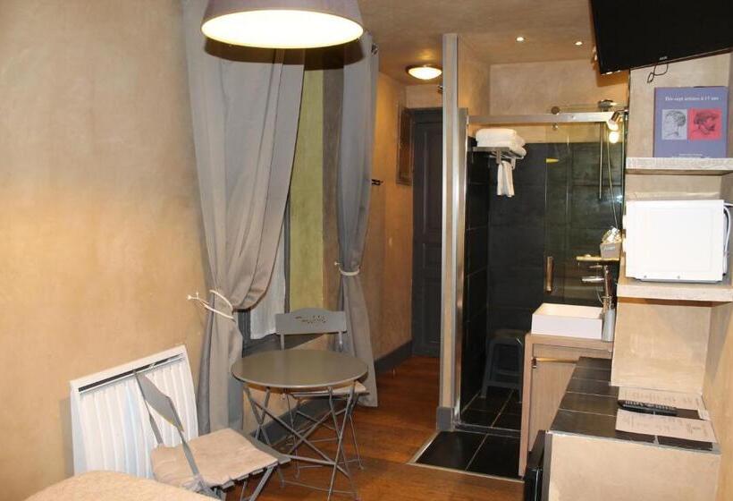 Номер Basic, Côté Chambres