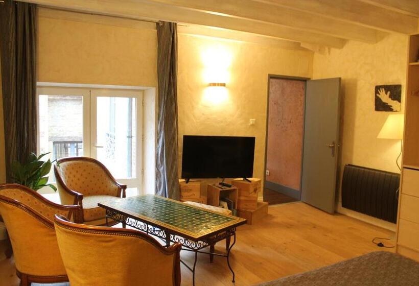 Апартаменты 2 Спальни, Côté Chambres