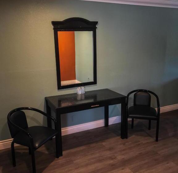 غرفة قياسية, Highland Park Motel