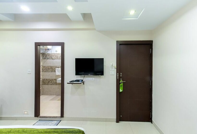 Номер Стандарт, Itsy By Treebo Jai Ambe Maa