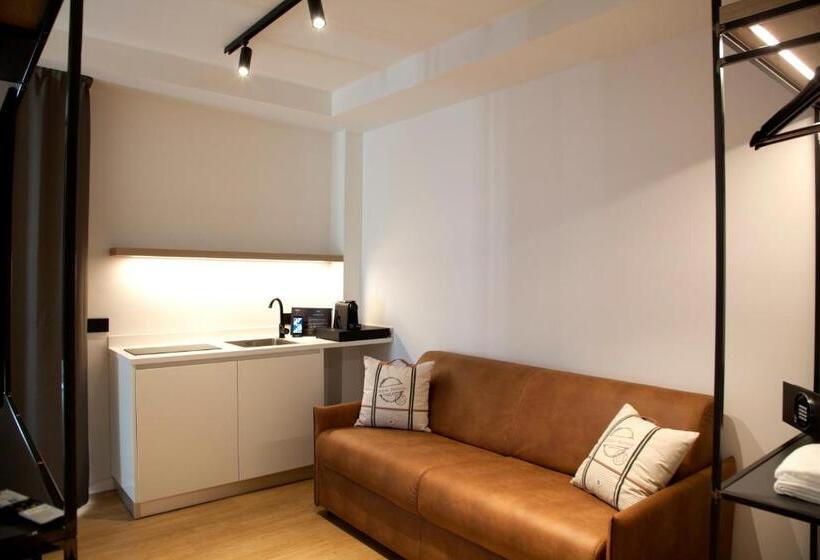 Junior Suite Deluxe, Meg Lifestyle Hotel & Apartaments