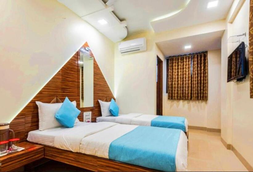 Номер Superior, New Elite Inn Near Midc Turbhe Navi Mumbai