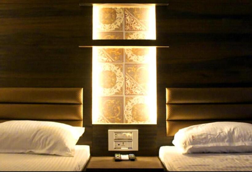 Номер Deluxe, New Elite Inn Near Midc Turbhe Navi Mumbai