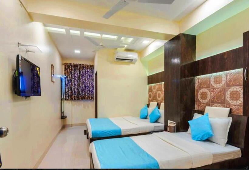 Трехместный Номер Superior, New Elite Inn Near Midc Turbhe Navi Mumbai