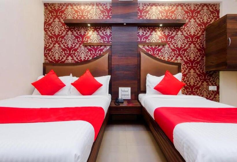 Трехместный Номер Superior, New Elite Inn Near Midc Turbhe Navi Mumbai