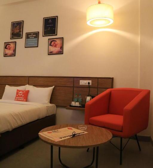 חדר סטנדרט, Max Hotels Jabalpur