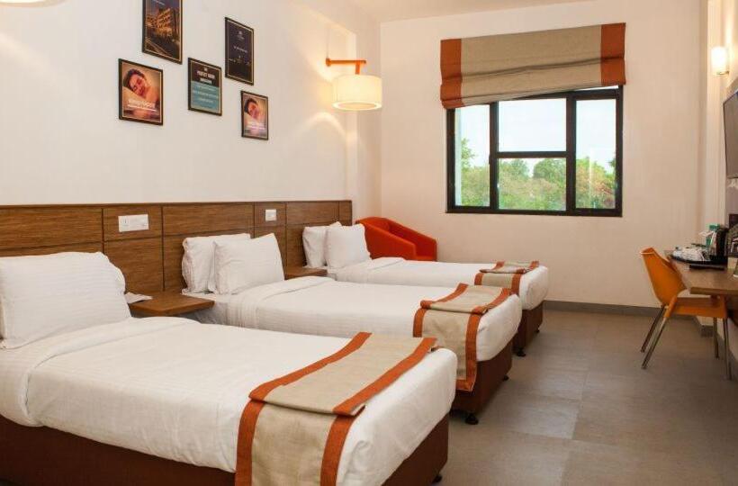 エコノミールーム, Max Hotels Jabalpur