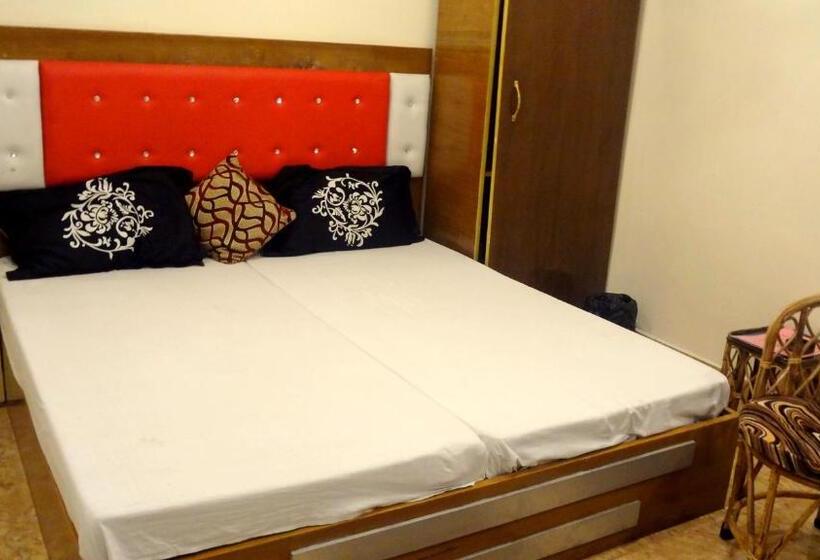 اتاق سوپریور, Rattans Regency