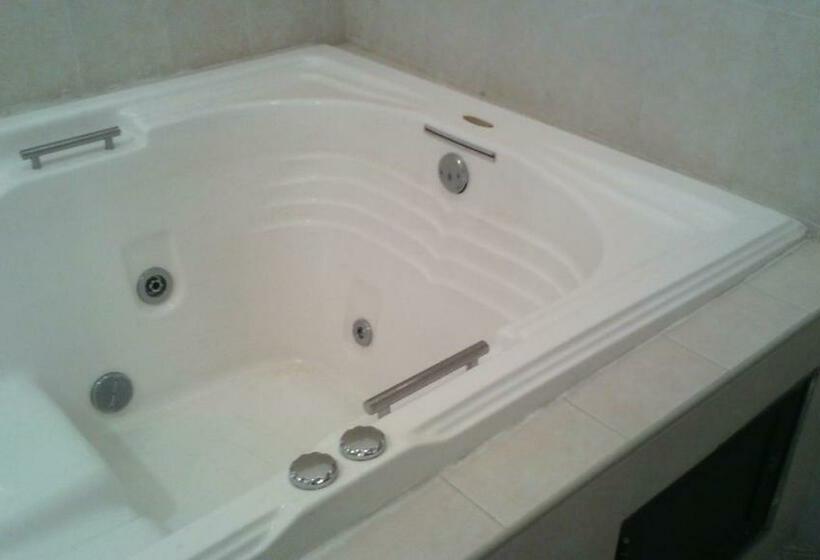 اتاق خانوادگی, Real De Cuautla