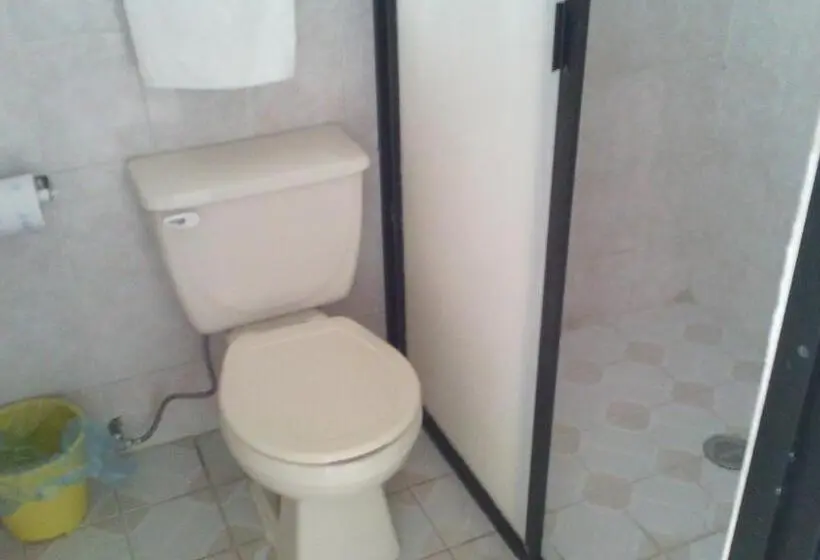 キングサイズベッドのスタンダードルーム, Real De Cuautla