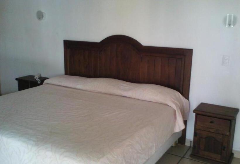 اتاق استاندارد با تخت بزرگ, Real De Cuautla