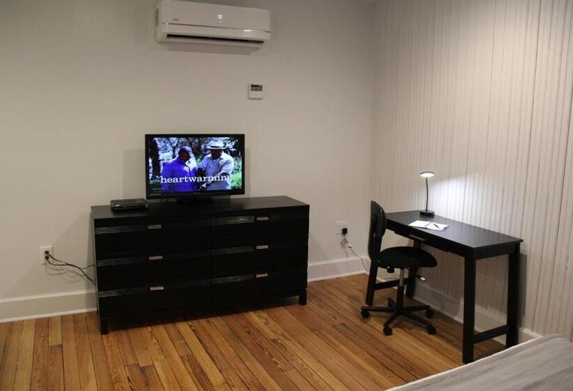 스탠다드 룸, The Inn On The River