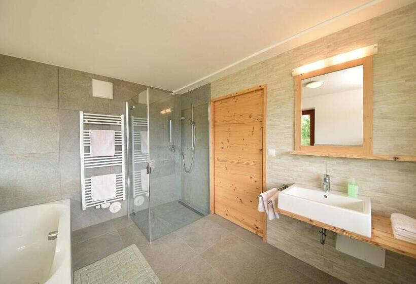 Номер Deluxe, Tirolerhof