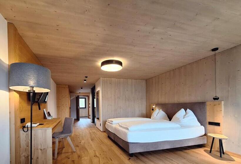 Номер Deluxe, Tirolerhof