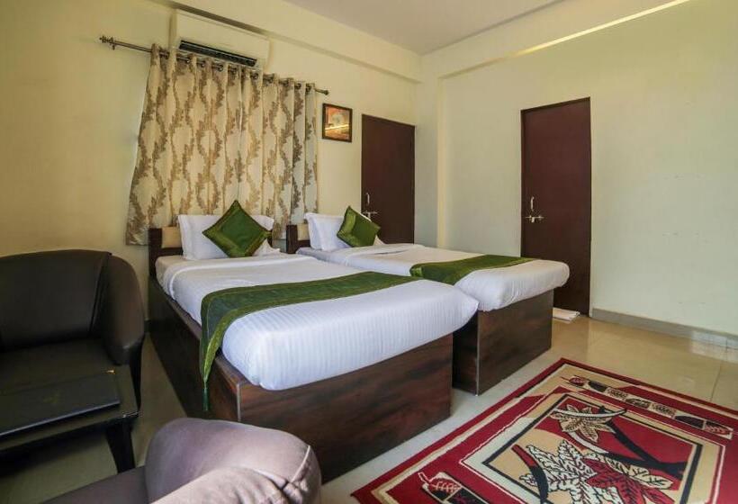 Номер Стандарт, Treebo Ivory House