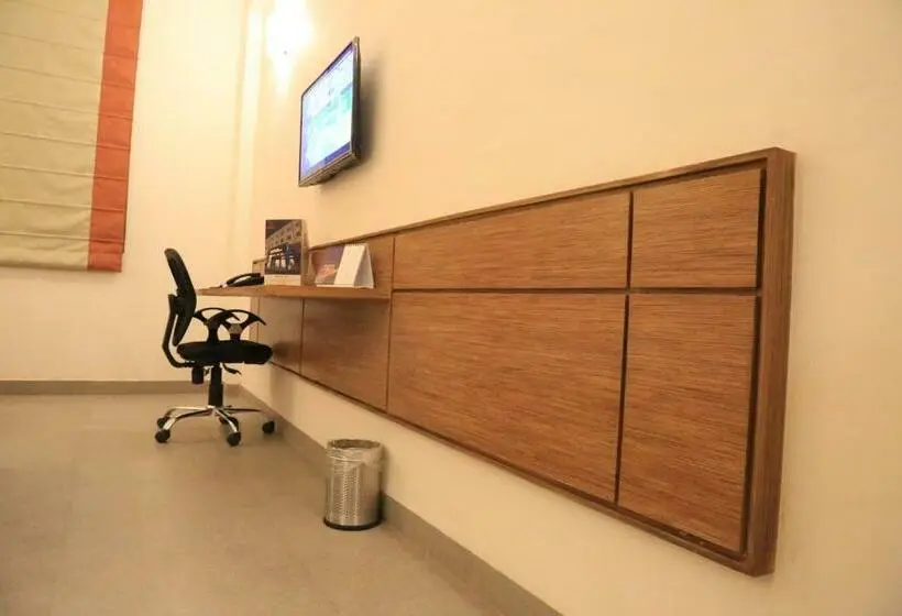اتاق استاندارد, Max Hotels Jabalpur