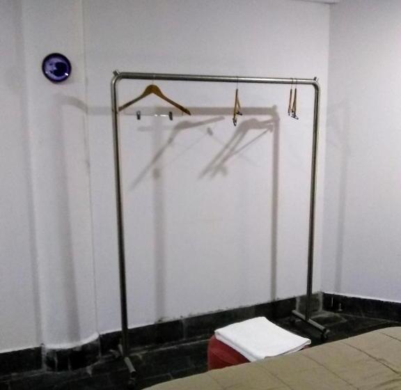 اتاق استاندارد سه نفره, A Alquiler Temporario Arrullo De Luna