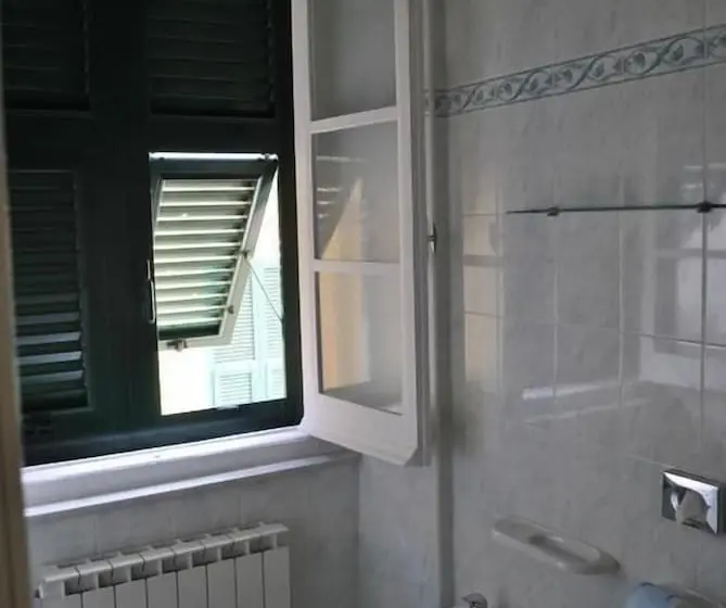 Standard Kolmen Hengen Huone, Al Piccolo Scoglio   Room & Breakfast