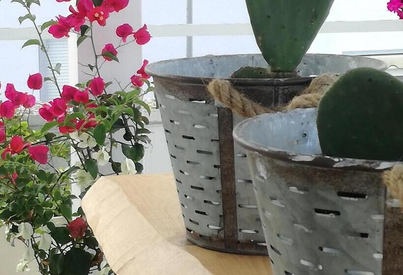 חדר סטנדרט לשלושה עם מרפסת, Casa Del Corso