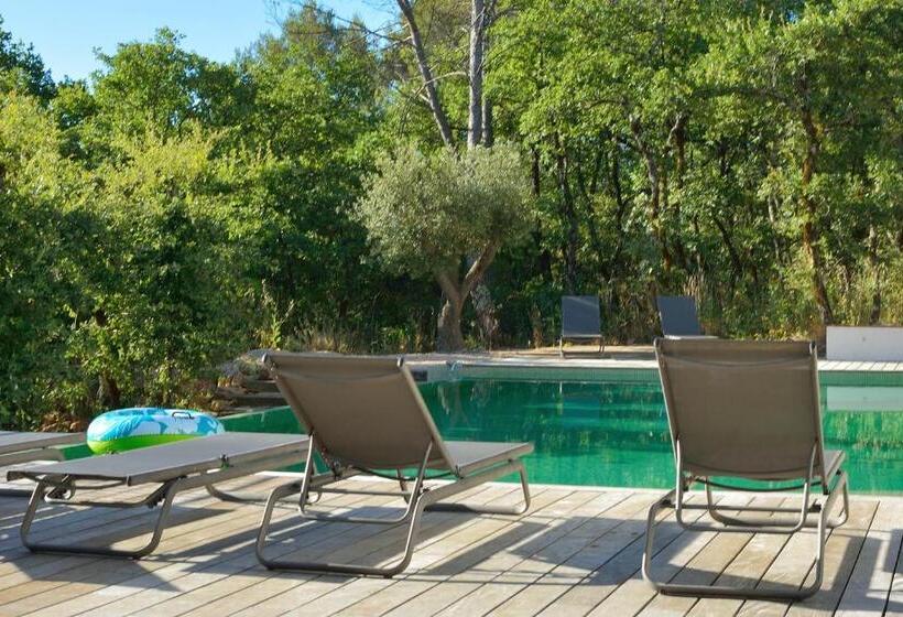Студио Стандарт Вид на Бассейн, Sous Les Oliviers   Jacuzzi   Studios De Standing Tout équipés