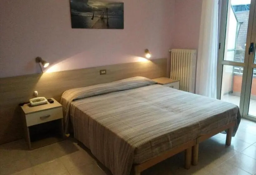 スタンダード4人部屋, Albergo Esperia