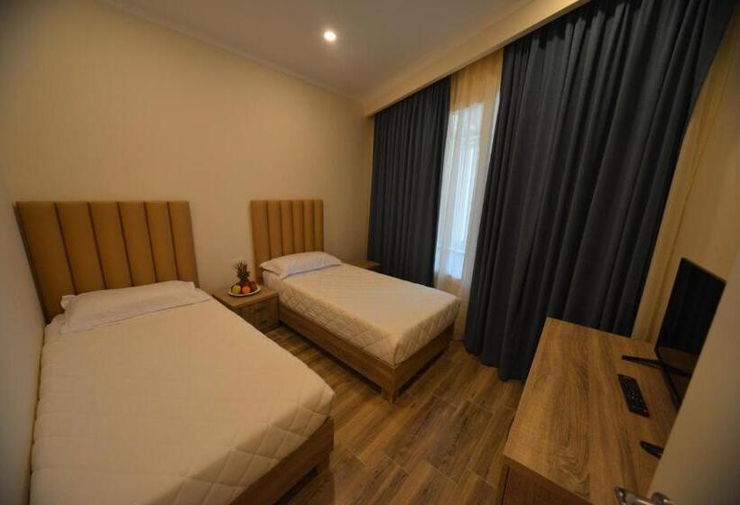 סוויטה, Elesio