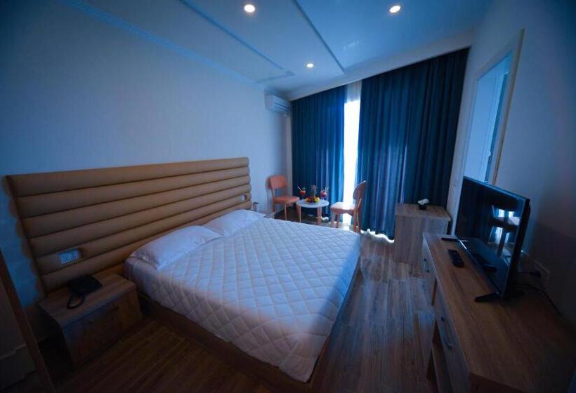 Triple Room Sea View, Elesio
