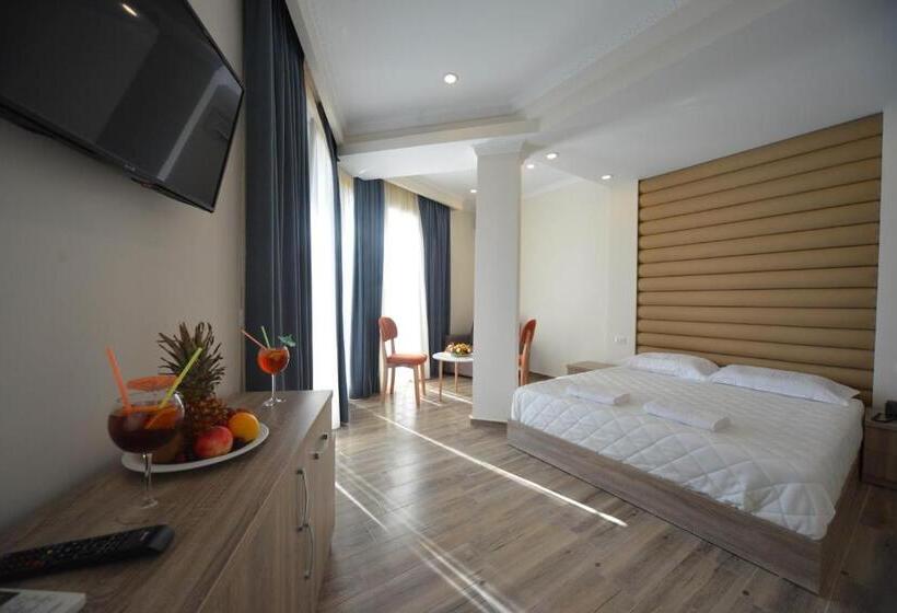 Triple Room Sea View, Elesio