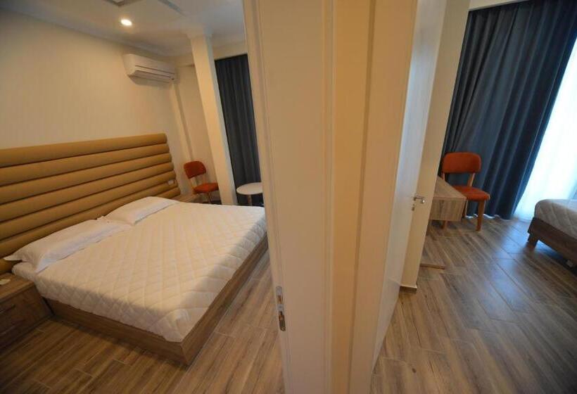 스탠다드 스튜디오 정원 전망, Elesio