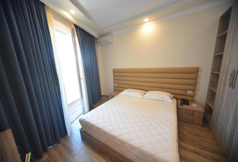 חדר סטנדרט עם מרפסת, Elesio