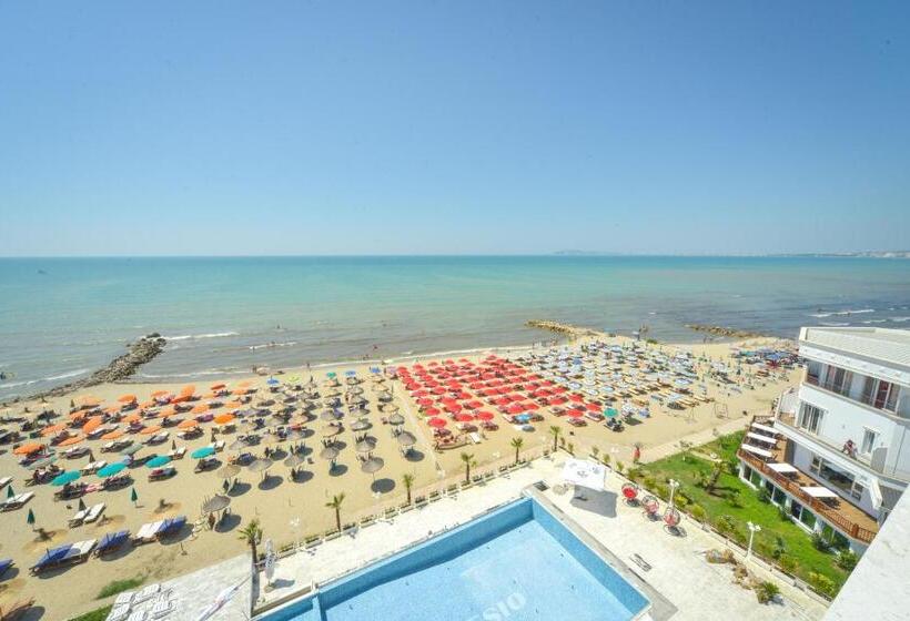 스탠다드 룸 킹사이즈 침대, Elesio