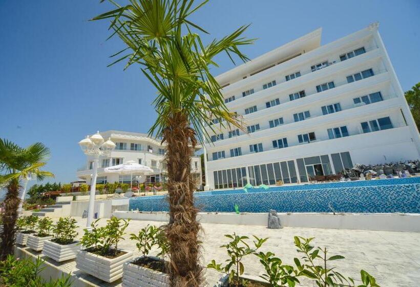 חדר דלוקס לשלושה עם נו לים, Elesio