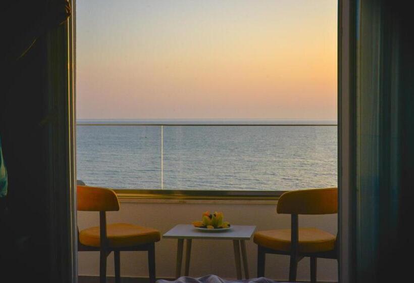 Triple Room Sea View, Elesio