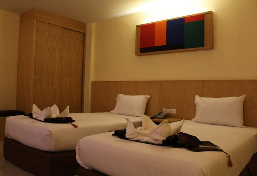 스탠다드 룸, The Lephant