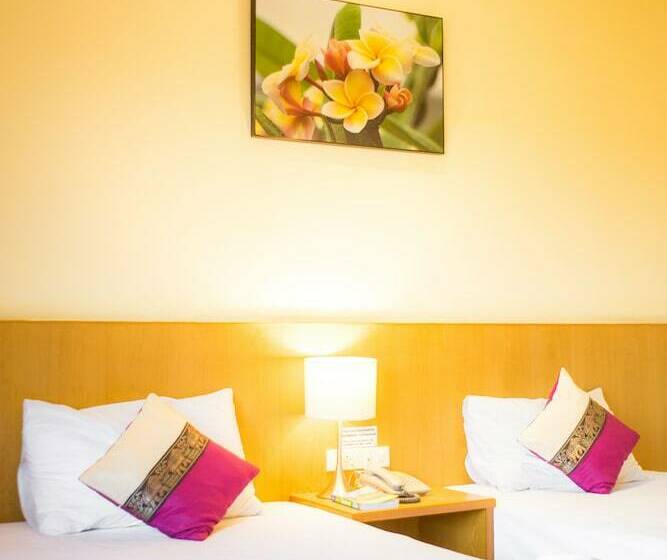 스탠다드 룸, The Lephant