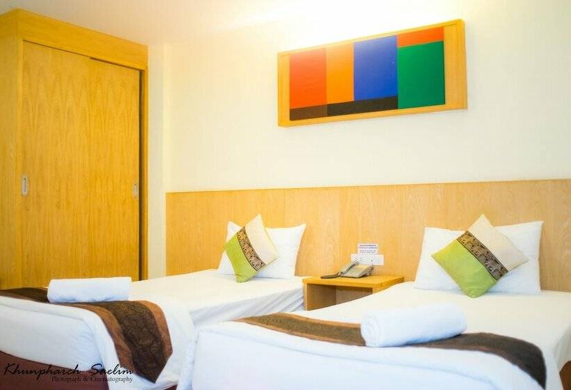 스탠다드 룸, The Lephant