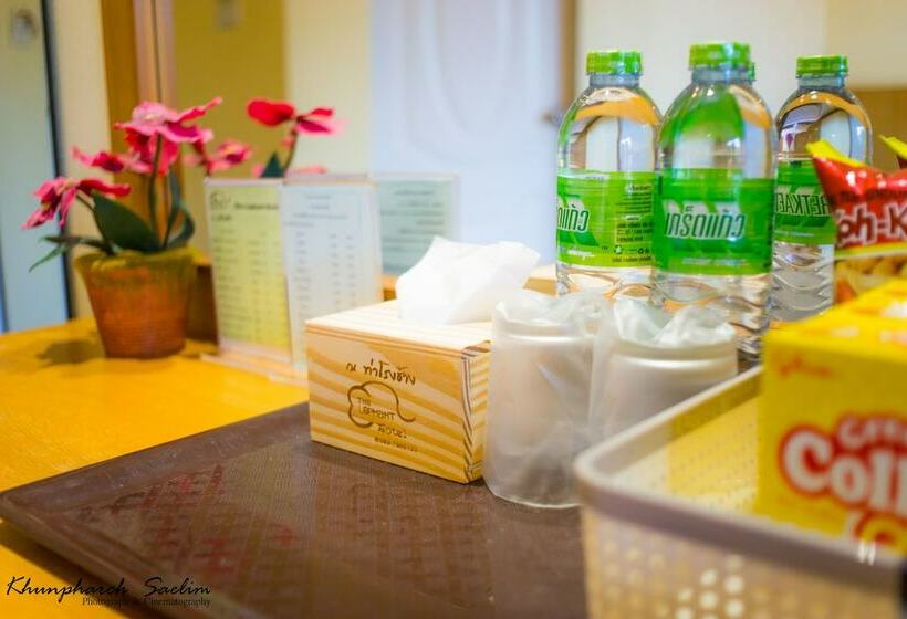 스탠다드 룸, The Lephant