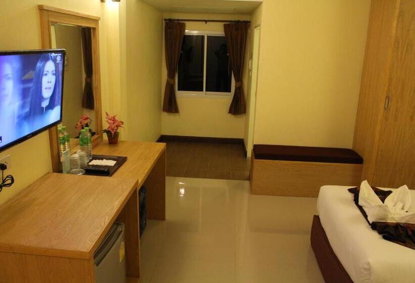 스탠다드 룸, The Lephant