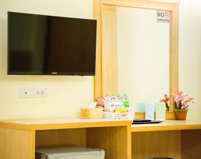 스탠다드 룸, The Lephant