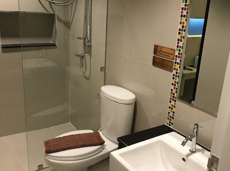 스탠다드 룸, The Lephant