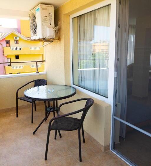 إستديو عائلى, Zlatna Ribka